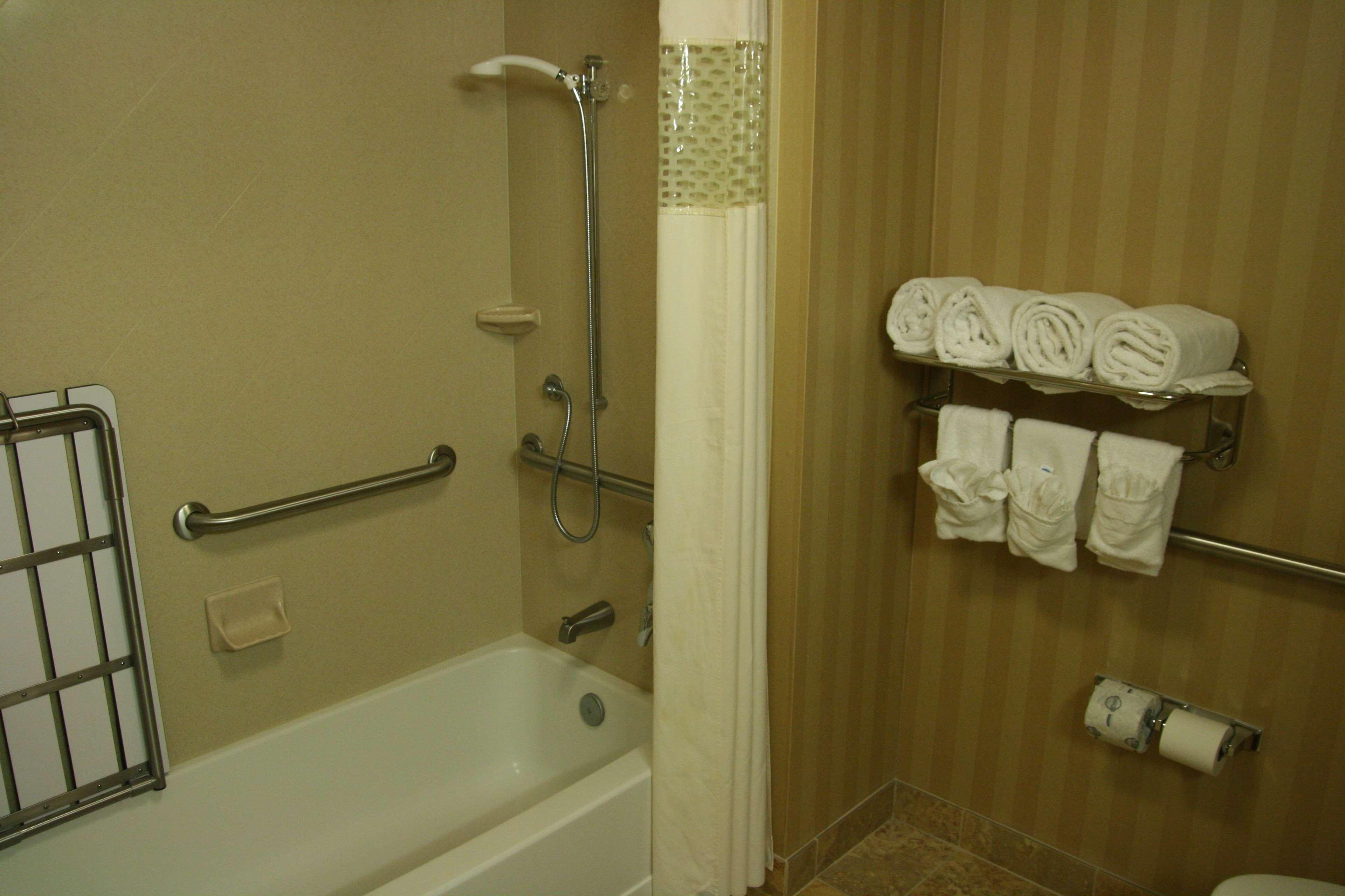 Hampton Inn & Suites Mobile Providence Park/Airport Экстерьер фото