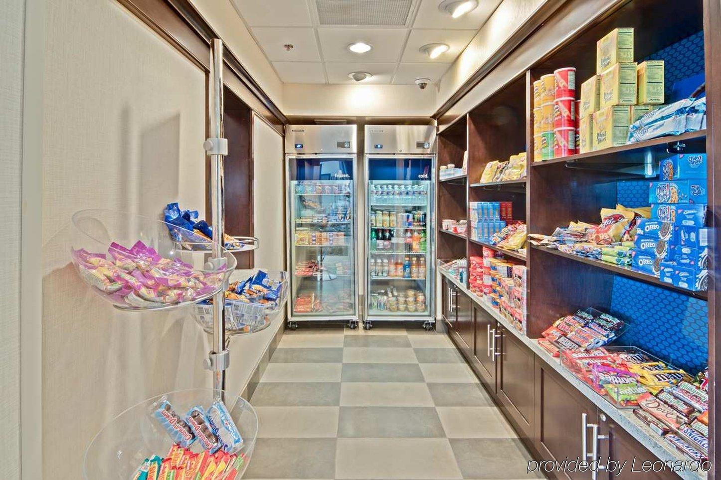 Hampton Inn & Suites Mobile Providence Park/Airport Экстерьер фото